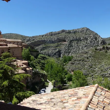 Del Adarve 2* Albarracín