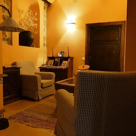 Del Adarve 2* Albarracín